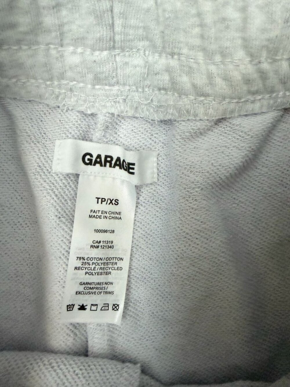 Garage Soft Terry Low Rise ’90s Sweat Shorts NWT XS - Picture 5 of 7
